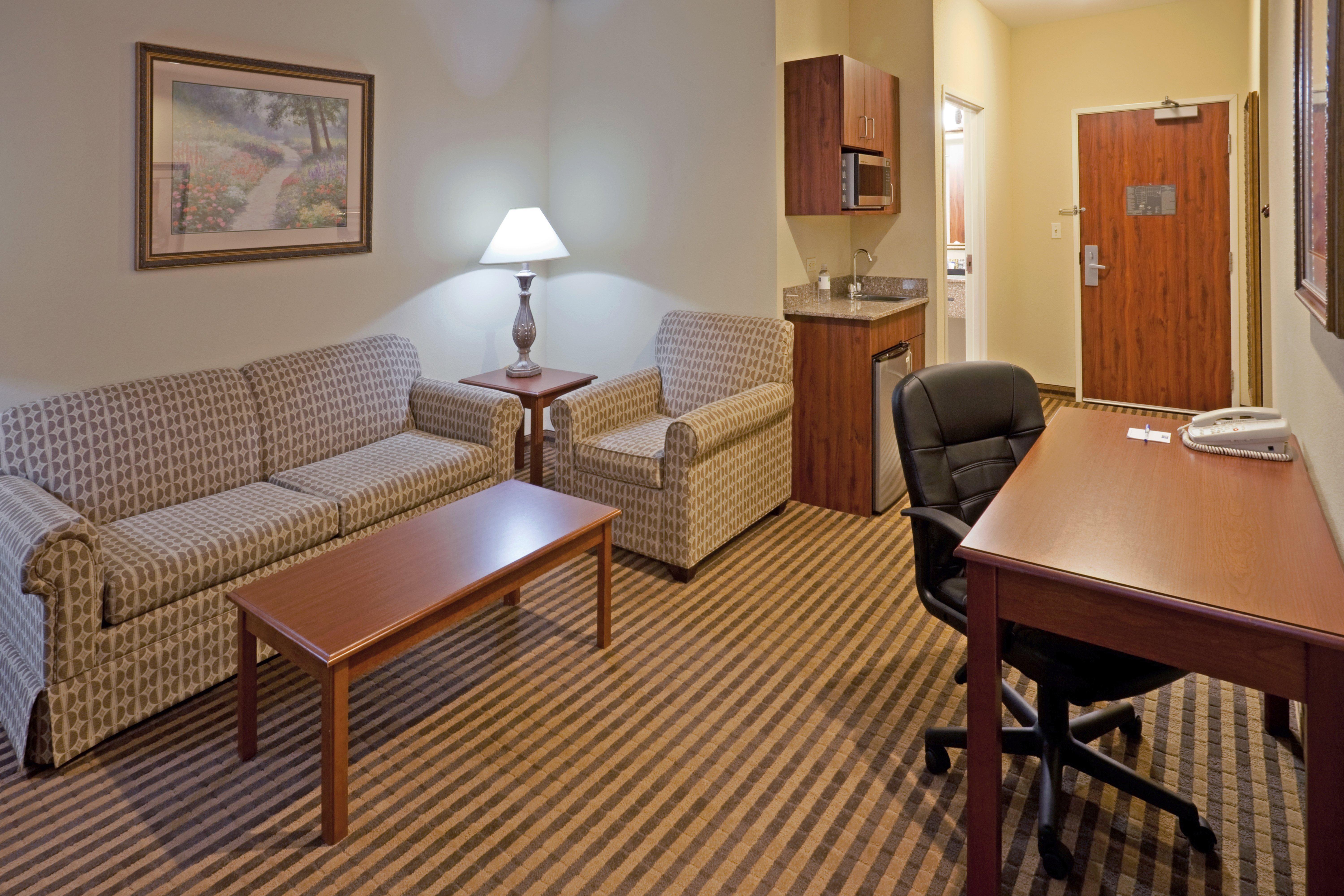 Holiday Inn Express & Suites Waxahachie By Ihg Exterior foto