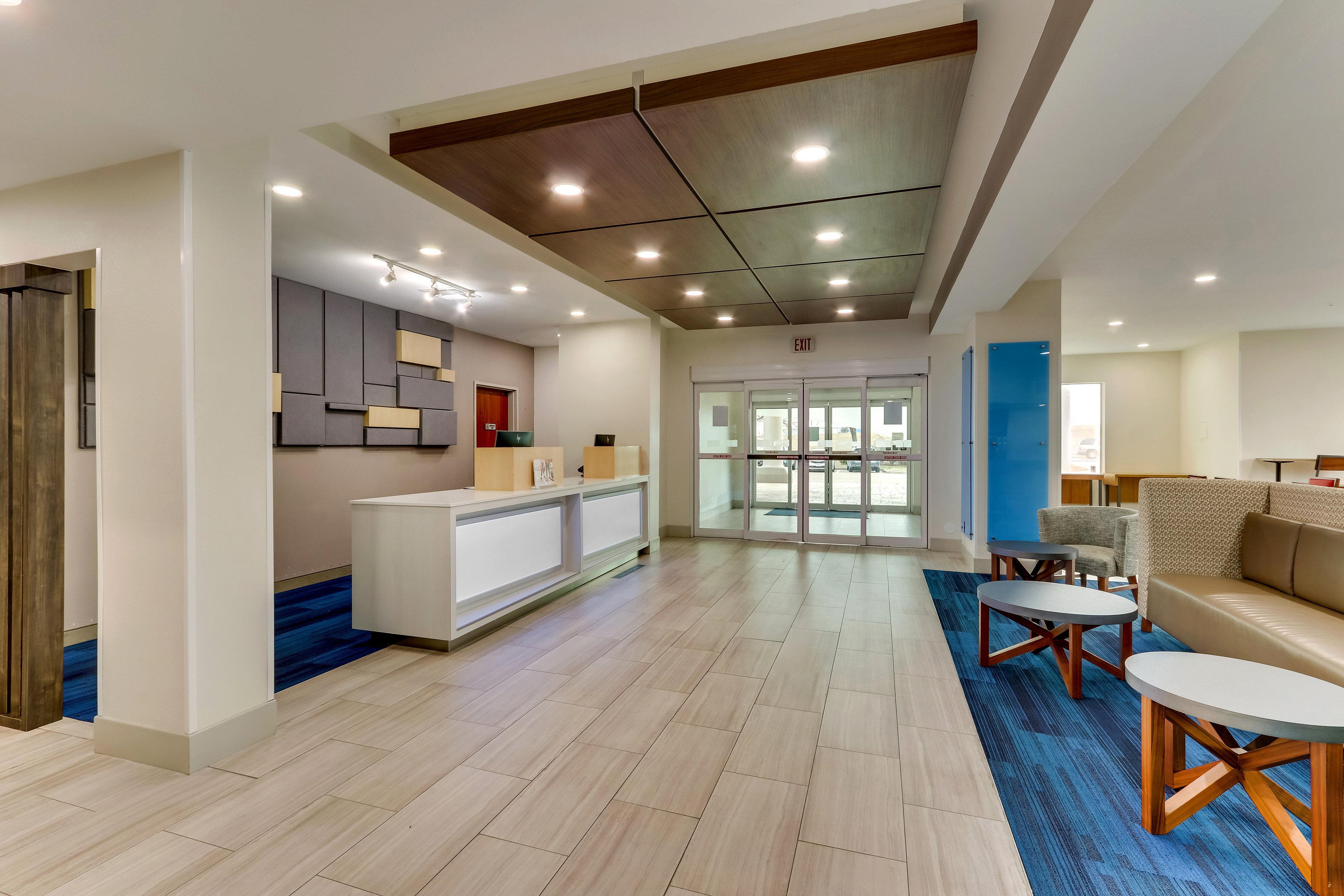 Holiday Inn Express & Suites Waxahachie By Ihg Exterior foto